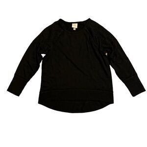 Knox Rose black sweatshirt with lace overlay on shoulders size Medium